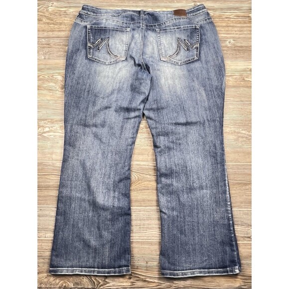 Maurices Bootcut Jeans Womens Plus Size 22P (Short) Blue Denim Stretch Med Wash - Picture 3 of 13